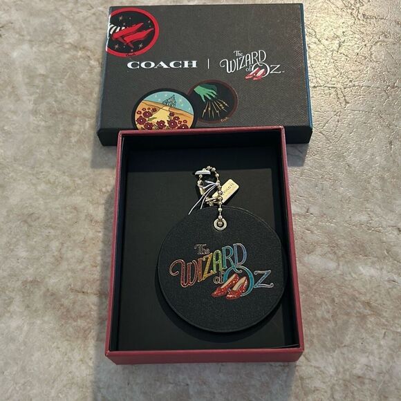 COACH Wizard of Oz Keychain NEW - Picture 2 of 4